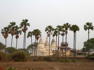 23_stupas and temple