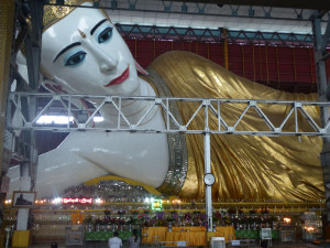 Reclining Buddha_Yangon